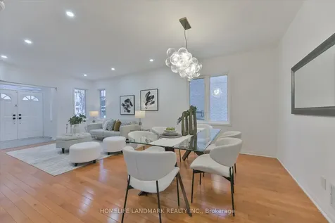20 Fortune Crescent Richmond Hill ON L4S 1S5
