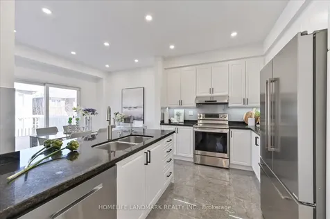 20 Fortune Crescent Richmond Hill ON L4S 1S5