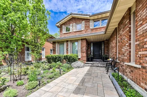 42 Sycamore Drive Markham ON L3T 5V6