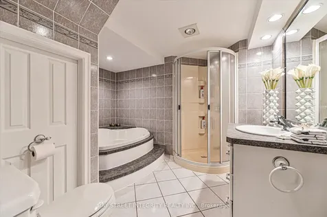 42 Sycamore Drive Markham ON L3T 5V6