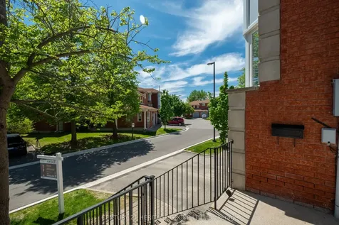80 Mccallum Drive Richmond Hill ON L4C 9X5