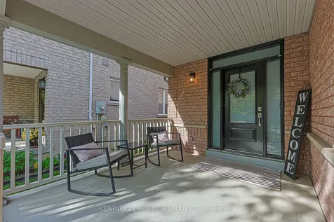 996 Oaktree Crescent Newmarket ON L3X 2Z2