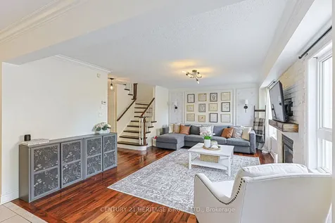 996 Oaktree Crescent Newmarket ON L3X 2Z2