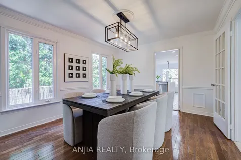 182 Carlton Road Markham ON L3R 3L8