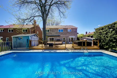 182 Carlton Road Markham ON L3R 3L8