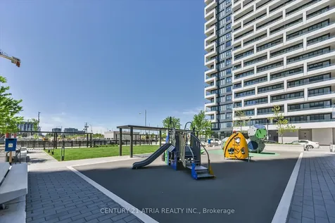 18 Water Walk Drive Markham ON L3R 6L5