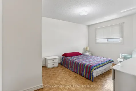9 Avoca Drive Markham ON L3R 8X9