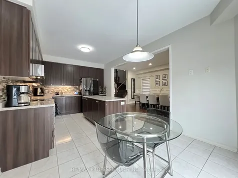 49 Liberty Crescent Bradford West Gwillimbury ON L3Z 0P5