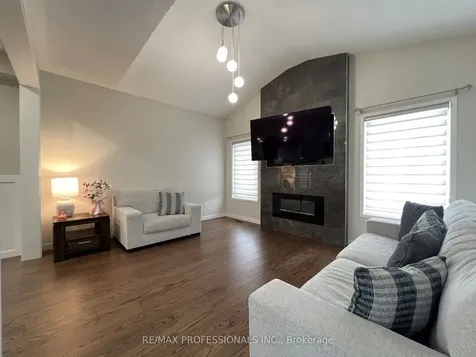 49 Liberty Crescent Bradford West Gwillimbury ON L3Z 0P5