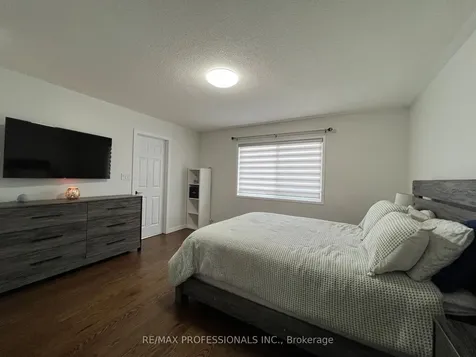 49 Liberty Crescent Bradford West Gwillimbury ON L3Z 0P5