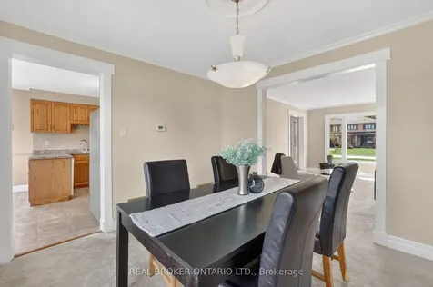 208 Stegman Road East Gwillimbury ON L9N 1B6