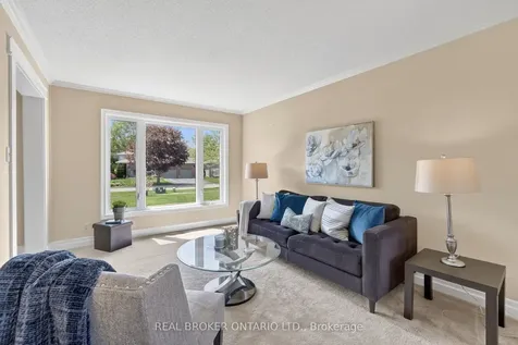 208 Stegman Road East Gwillimbury ON L9N 1B6