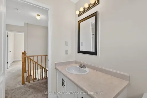 208 Stegman Road East Gwillimbury ON L9N 1B6