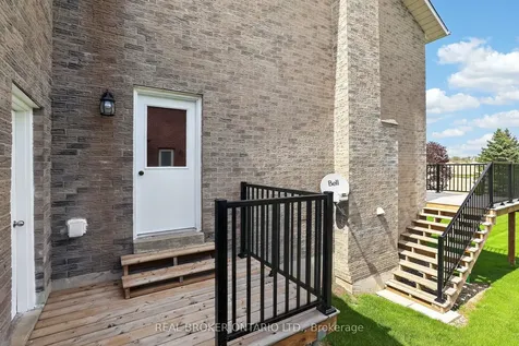 208 Stegman Road East Gwillimbury ON L9N 1B6