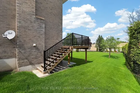 208 Stegman Road East Gwillimbury ON L9N 1B6