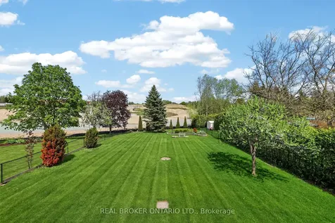 208 Stegman Road East Gwillimbury ON L9N 1B6