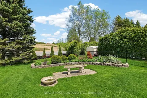 208 Stegman Road East Gwillimbury ON L9N 1B6