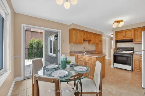 208 Stegman Road East Gwillimbury ON L9N 1B6