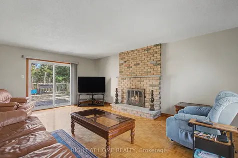 9 Lady Diana Court Whitchurch-stouffville ON L4A 2C9