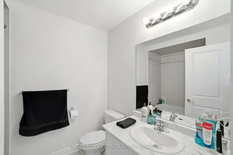 183 Sutherland Avenue Bradford West Gwillimbury ON L3Z 4H6