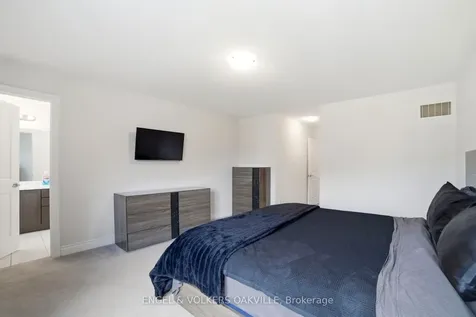 183 Sutherland Avenue Bradford West Gwillimbury ON L3Z 4H6