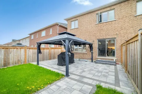 183 Sutherland Avenue Bradford West Gwillimbury ON L3Z 4H6