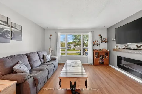19 Larkdale Crescent Essa ON L0M 1B0