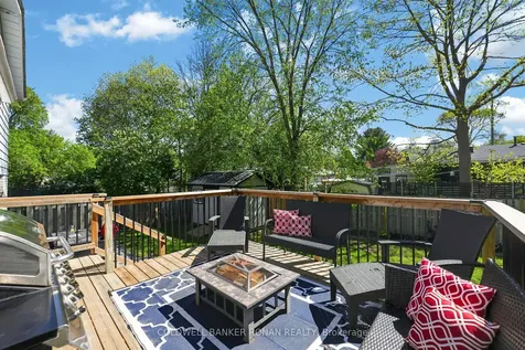 19 Larkdale Crescent Essa ON L0M 1B0