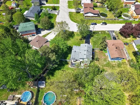 19 Larkdale Crescent Essa ON L0M 1B0