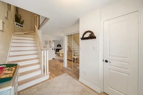53 Bloomgate Crescent Richmond Hill ON L4E 4E2