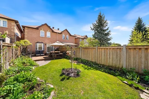 53 Bloomgate Crescent Richmond Hill ON L4E 4E2