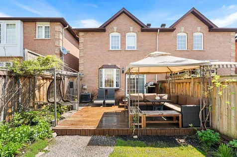 53 Bloomgate Crescent Richmond Hill ON L4E 4E2