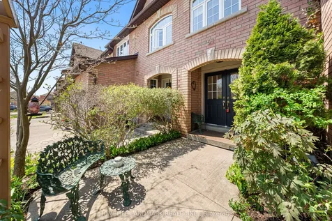 53 Bloomgate Crescent Richmond Hill ON L4E 4E2