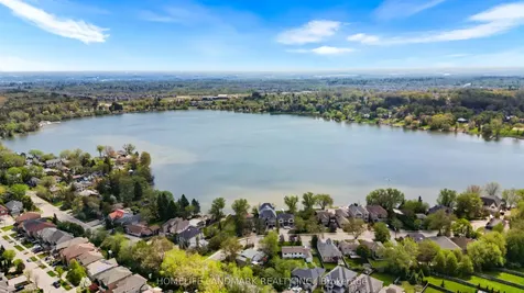 53 Bloomgate Crescent Richmond Hill ON L4E 4E2