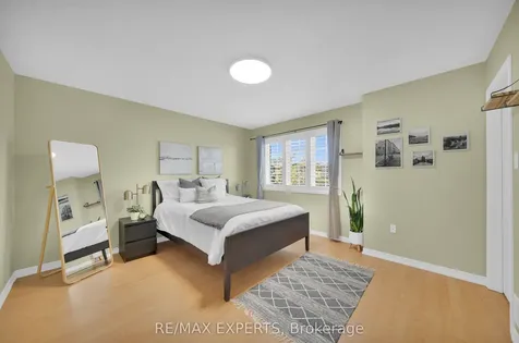 18 Armstrong Crescent Bradford West Gwillimbury ON L3Z 0L1
