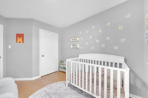 18 Armstrong Crescent Bradford West Gwillimbury ON L3Z 0L1