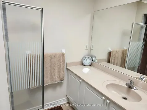 25 Olivia Drive Markham ON L6C 3B6