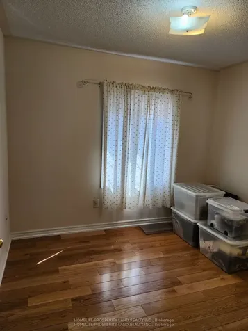 25 Olivia Drive Markham ON L6C 3B6