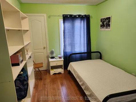 25 Olivia Drive Markham ON L6C 3B6