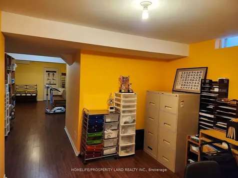 25 Olivia Drive Markham ON L6C 3B6