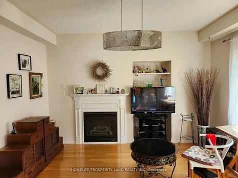 25 Olivia Drive Markham ON L6C 3B6