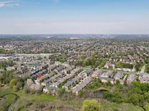 52 Drew Kelly Way Markham ON L3R 5R2