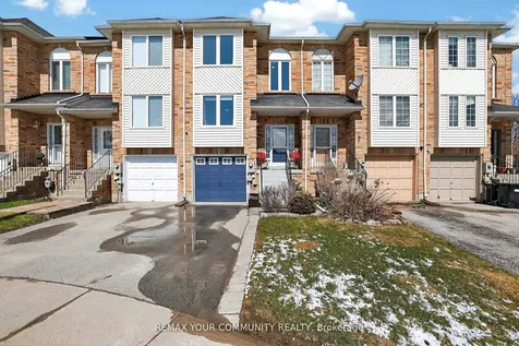 70 Natale Court Bradford West Gwillimbury ON L3Z 3B1