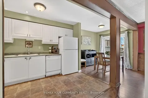 70 Natale Court Bradford West Gwillimbury ON L3Z 3B1