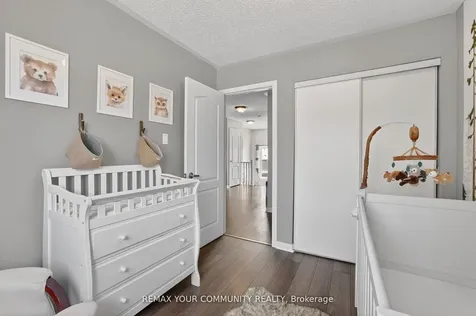 70 Natale Court Bradford West Gwillimbury ON L3Z 3B1