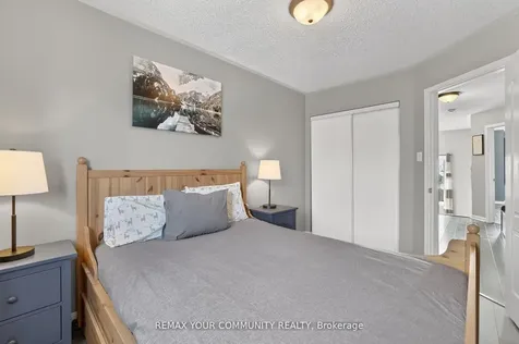 70 Natale Court Bradford West Gwillimbury ON L3Z 3B1