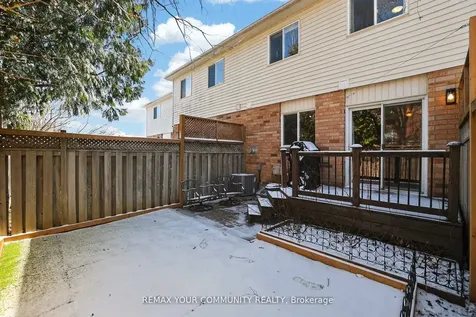 70 Natale Court Bradford West Gwillimbury ON L3Z 3B1