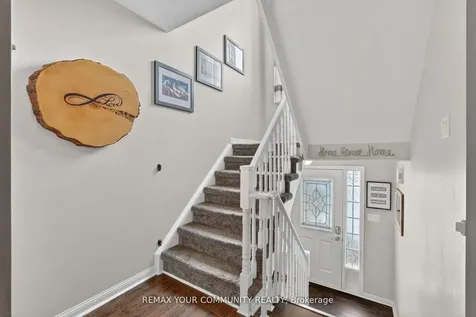 70 Natale Court Bradford West Gwillimbury ON L3Z 3B1
