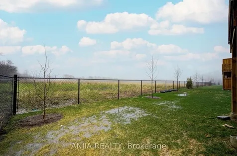 329 Swan Park Road Markham ON L6E 0H5