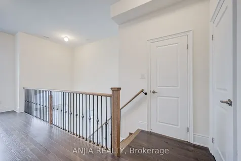 329 Swan Park Road Markham ON L6E 0H5